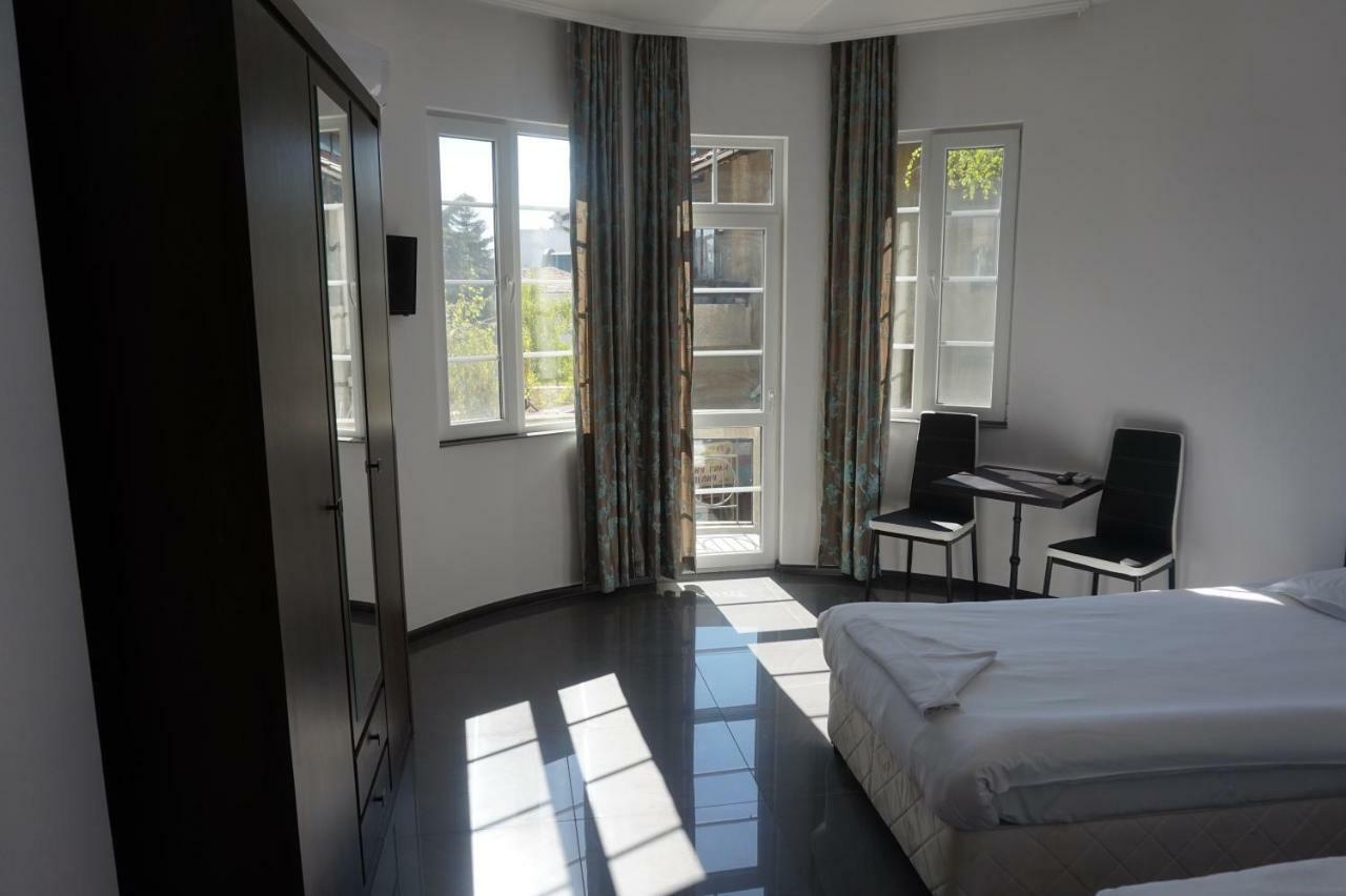 Seaside Guest Rooms Burgas Exterior foto